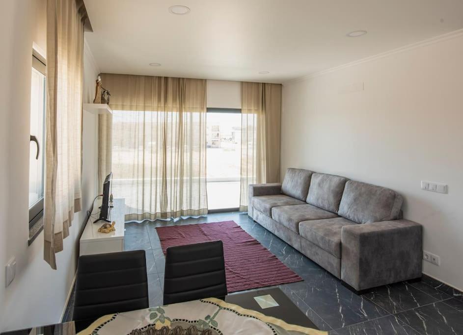 Sunset House Apartment Вила до Биспо Екстериор снимка